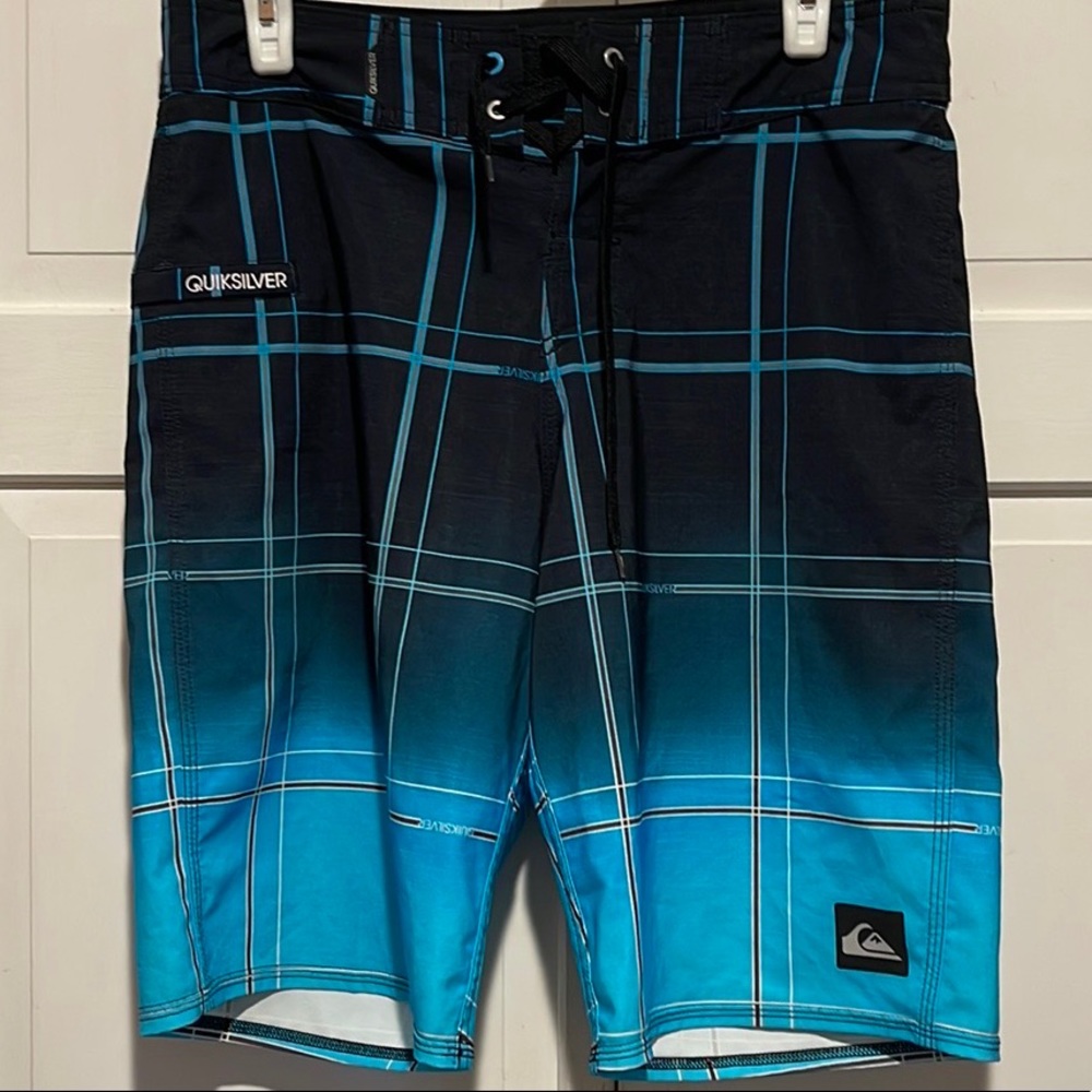Men’s Quiksilver Board Shorts size 30